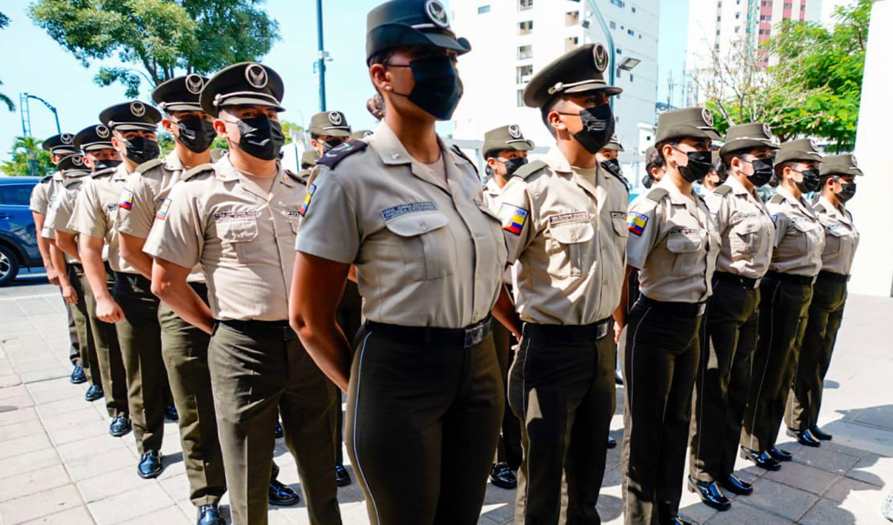 The Tourist Police of Ecuador, which has troops distributed in Guayaquil, Quito, Cuenca and Montañita