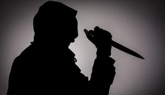 ¿Qué significa soñar con alguien que te quiere asesinar?