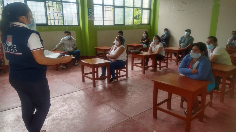 Jornadas de capacitación a miembros de mesa en Amazonas