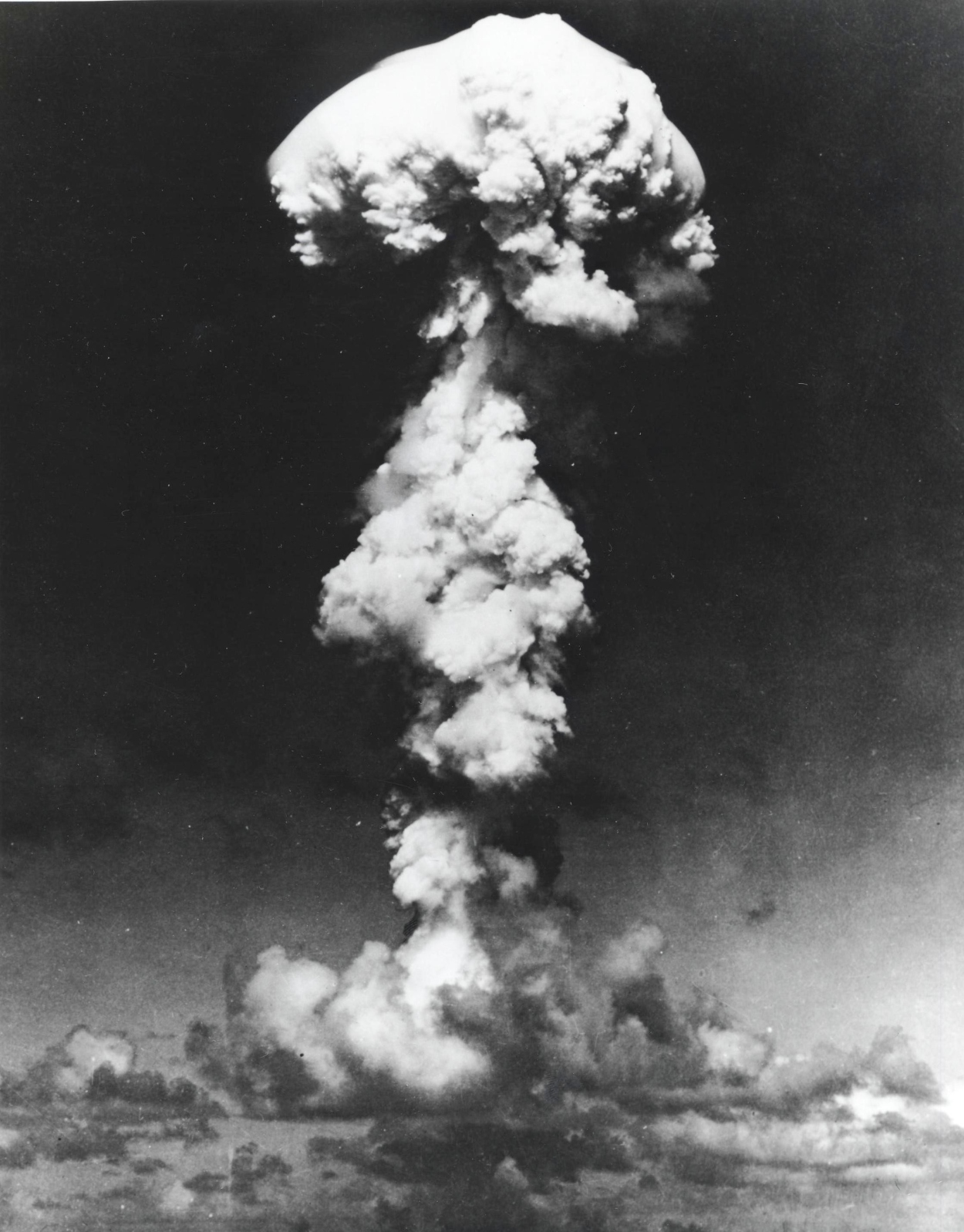 Nuclear bombs are the most destructive and deadly weapons ever created.  Photo: Los Alamos National Laboratory