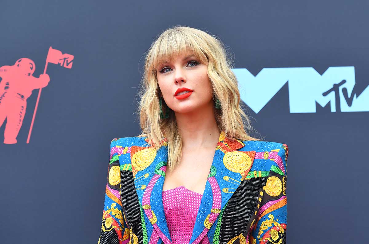 Taylor Swift se livra de denúncia de plágio por Shake It Off