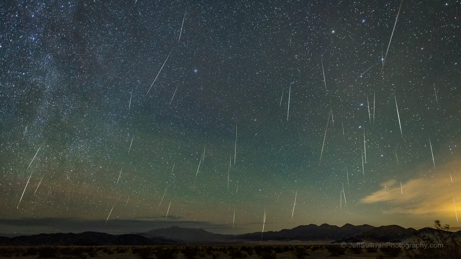 Geminids 2022: When And Where To See The Biggest Meteor Shower Of The ...