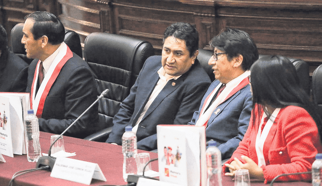 Vladimir Cerrón está tras el apoyo de Perú Libre para sacar a la JNJ