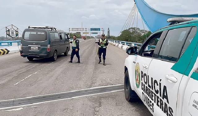 Tumbes: policías cuidan frontera ante posible ingreso de ‘Niño’ Guerrero