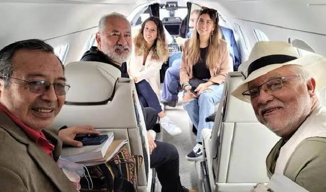 Congresista Amuruz realizó viajes en jet privado junto con empresario dueño de universidades