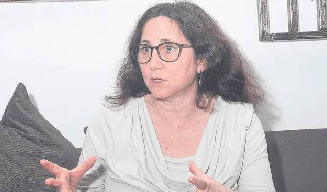 Claudia Heiss: “En Chile y Perú, las élites políticas no responden a las demandas de la ciudadanía”
