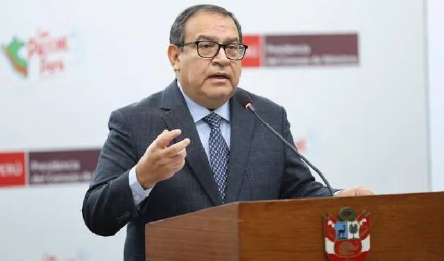Alberto Otárola se pronunció tras el fallecimiento de 2 peruanos en Israel