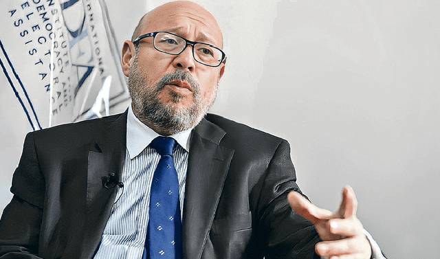 Percy Medina: “Si tenemos a 20 o a 25 candidatos, esa no es una elección, esa es una tómbola”