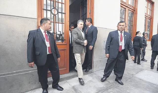 Suspenden al fiscal Rafael Vela, cabeza de Lava Jato y casos de lavado de activos