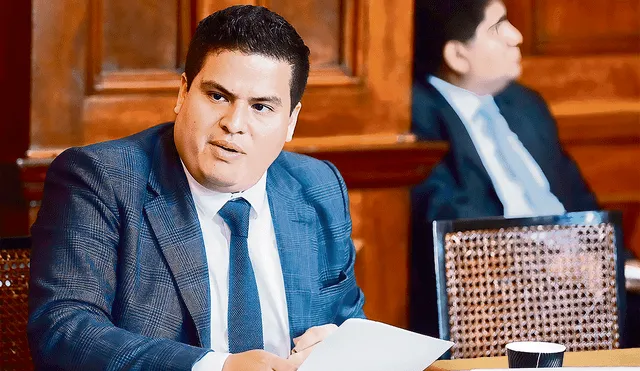 Diego Bazán: “Se trata de impedir que un congresista se ausente por más de 30 días