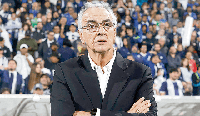 Jorge Fossati en problemas por posible renuncia de jugadores a la Blanquirroja