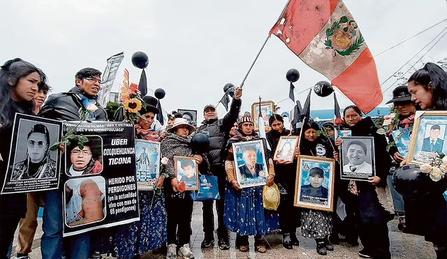 Puno: familiares de víctimas y autoridades abren parada por Virgen de la Candelaria