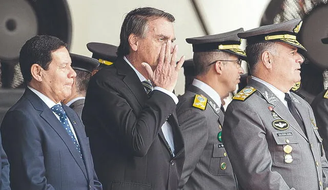 Exaltos mandos militares acusan a Jair Bolsonaro de orquestar golpe