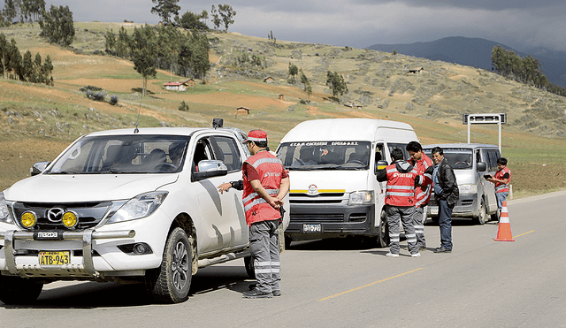 MTC alista 72 rutas para colectiveros en regiones