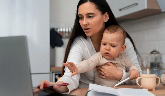 Perú lidera ranking de mujeres que no regresan a sus empleos tras convertirse en madres