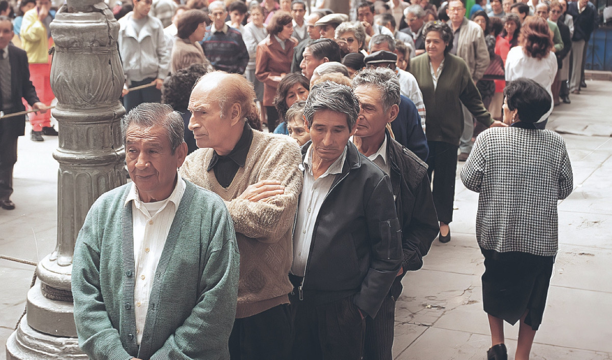 ¿Reforma previsional del Congreso incluirá a más personas?