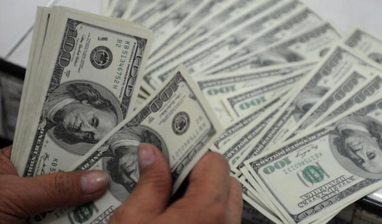 Tipo de cambio: dólar inicia julio a la baja y cierra en S/3,8390 este lunes 1