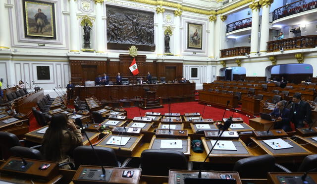 Congreso incurre en desacato y aprueba norma inconstitucional