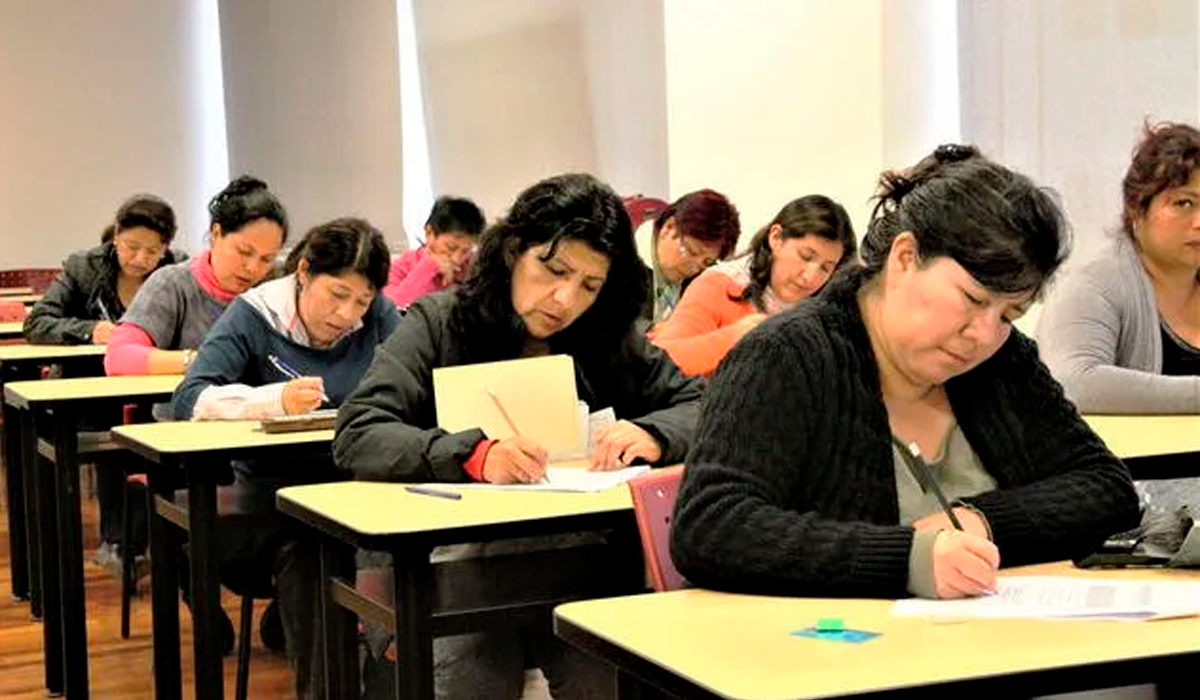 Menos del 30% de docentes pasó prueba de nombramiento