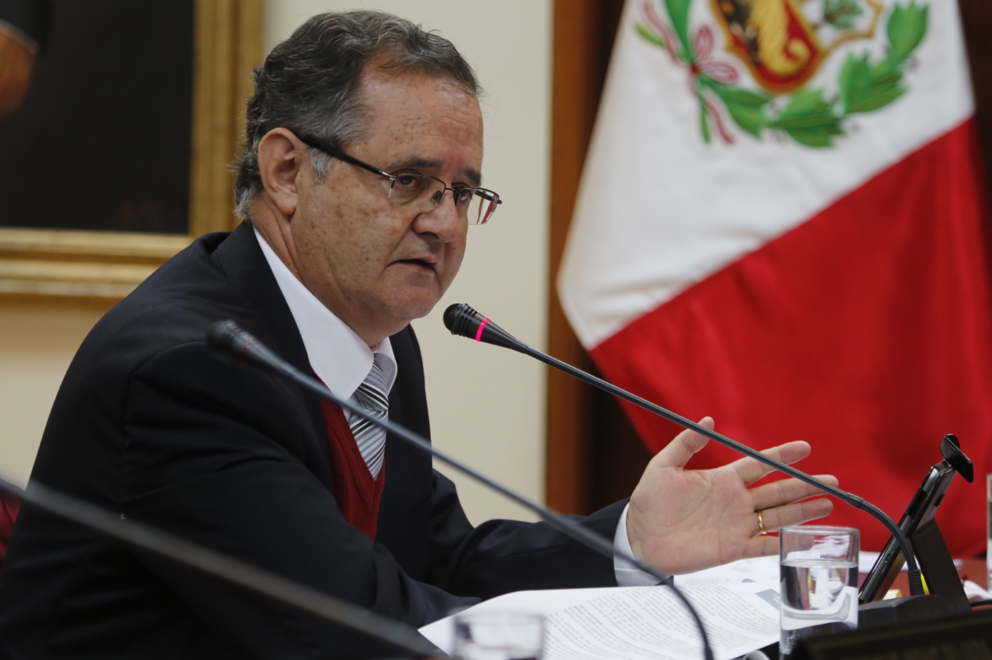 Arequipa: comité regional de Perú Libre rechaza designación de Marco Falconí