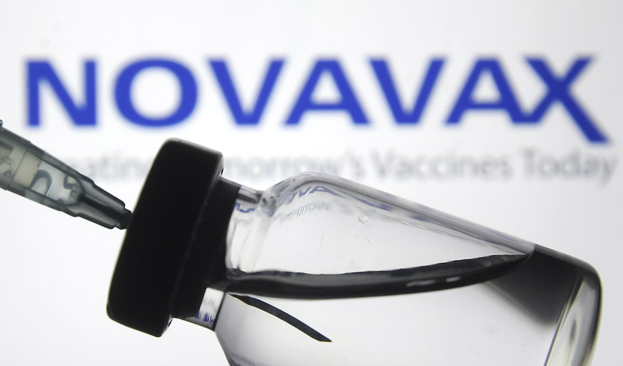 Novavax se mostró segura ante enfermos de “alto riesgo” con la COVID-19