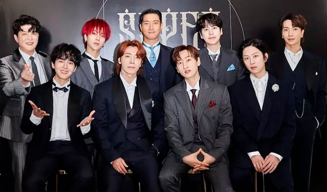 Shindong, Ryeowook, Yesung, Donghae, Siwon, Eunhyuk, Kyuhyun, Heechul y Leeteuk en la conferencia de prensa de The Renaissance. Foto: Label SJ