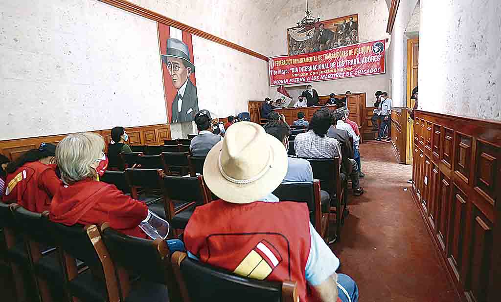 Arequipa: gremios y partidos de izquierda forman frente para apoyar a Castillo