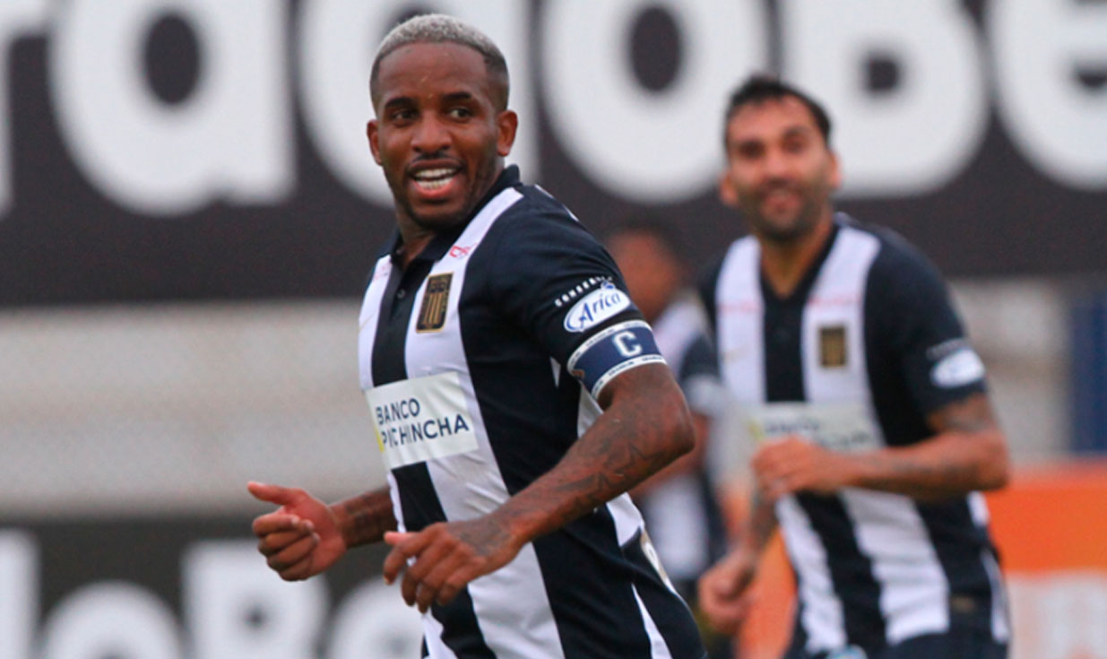 Jefferson Farfán no estuvo ante Cristal por una sanción. Foto: Liga de Fútbol Profesional