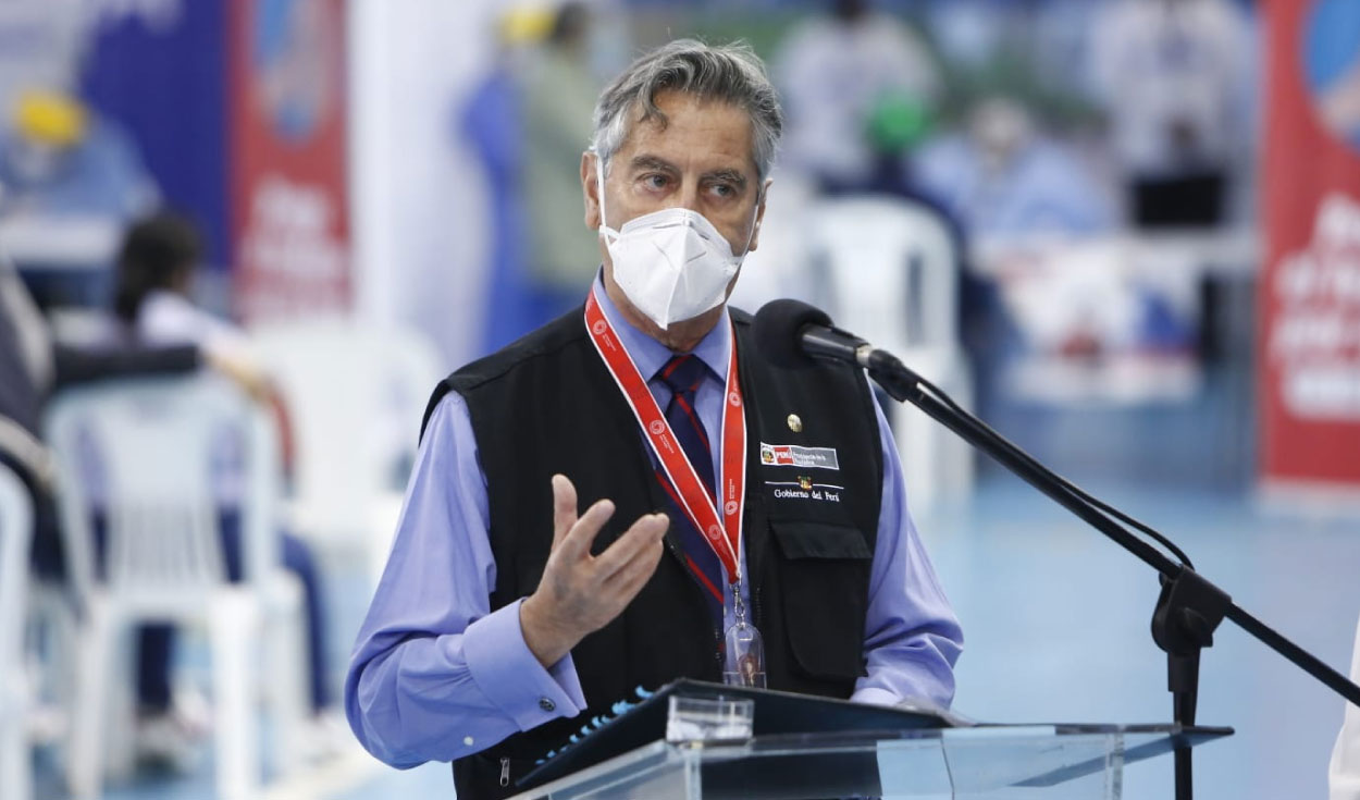 Hay tres casos detectados, los cuales corresponden a los vacunatorios de la Videna, del Campo de Marte y el Estadio Los Chancas de Santa Anita. Foto: Marco Cotrina/La República