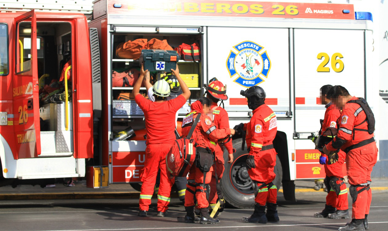 Congreso aprobó otorgar una pensión mensual y vitalicia a bomberos voluntarios del Perú