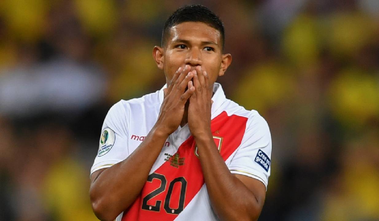 Edison Flores se perderá los partidos de eliminatorias y Copa América. Foto: AFP