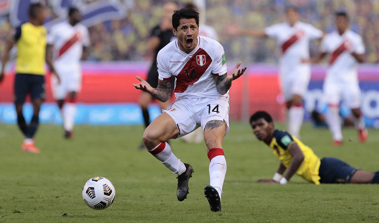 Gianluca Lapadula dio dos asistencias en el triunfo de Perú sobre Ecuador del último martes. Foto: AFP