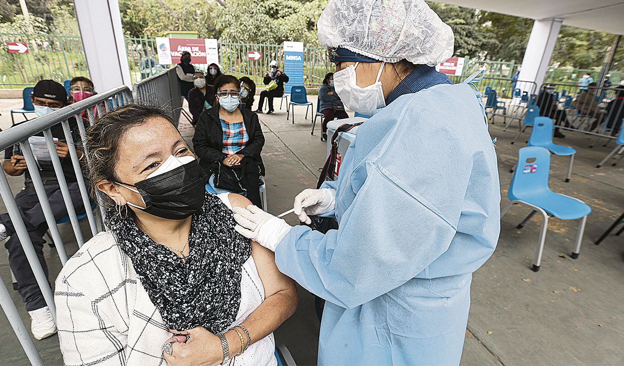 Coronavirus en Perú: Todos los de 40 años a más estarán vacunados en agosto