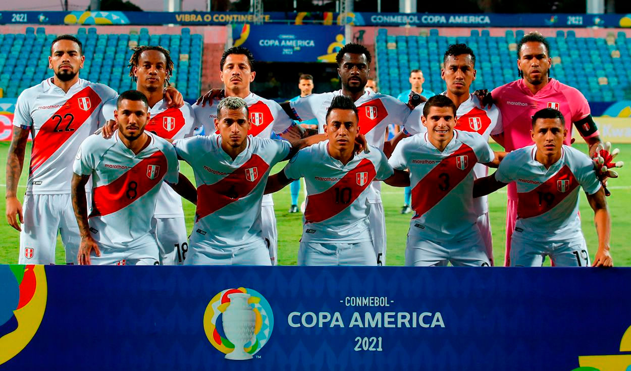 Selección peruana subasta camisetas en apoyo a niños con cáncer y quemaduras