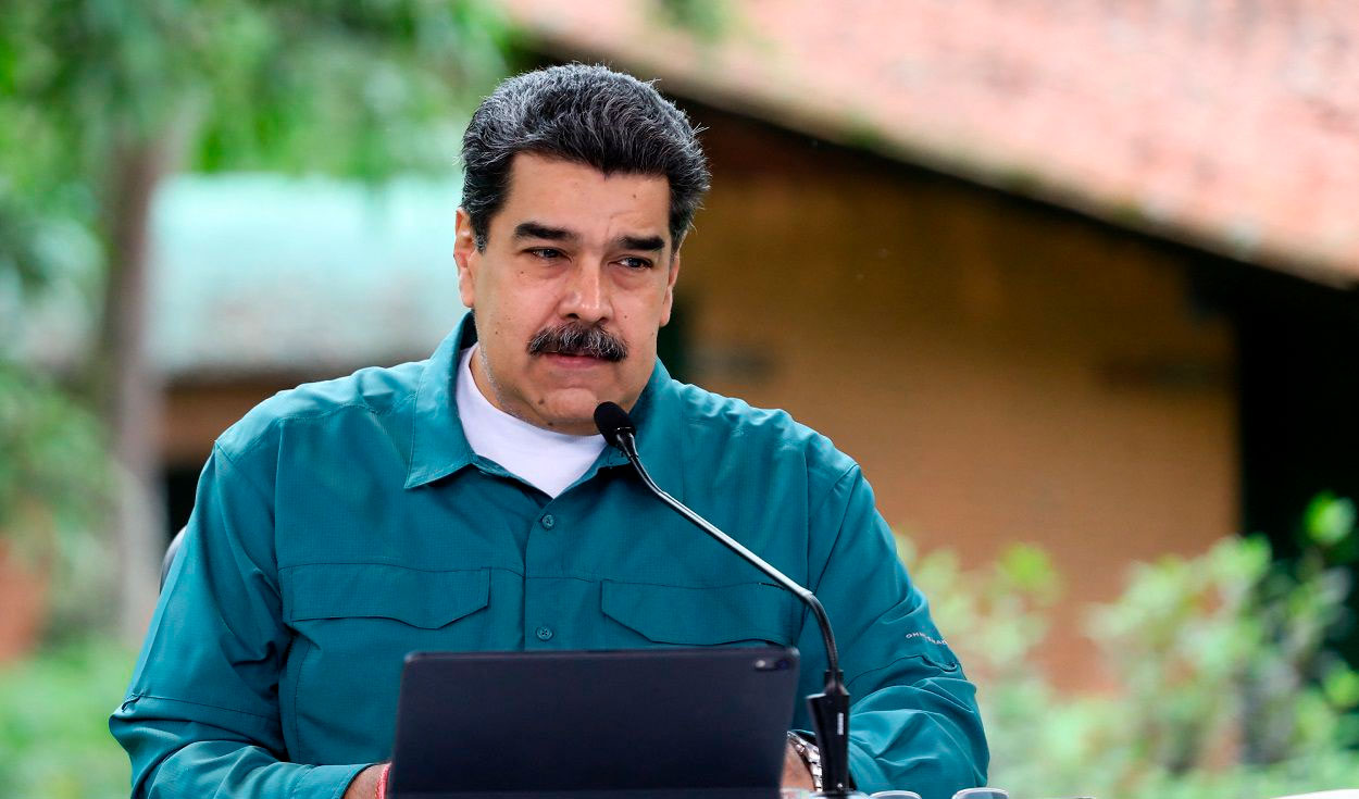 Nicolás Maduro se preguntó si el presidente de EE. UU., Joe Biden, tenía conocimiento sobre un supuesto plan de asesinato. Foto: AFP