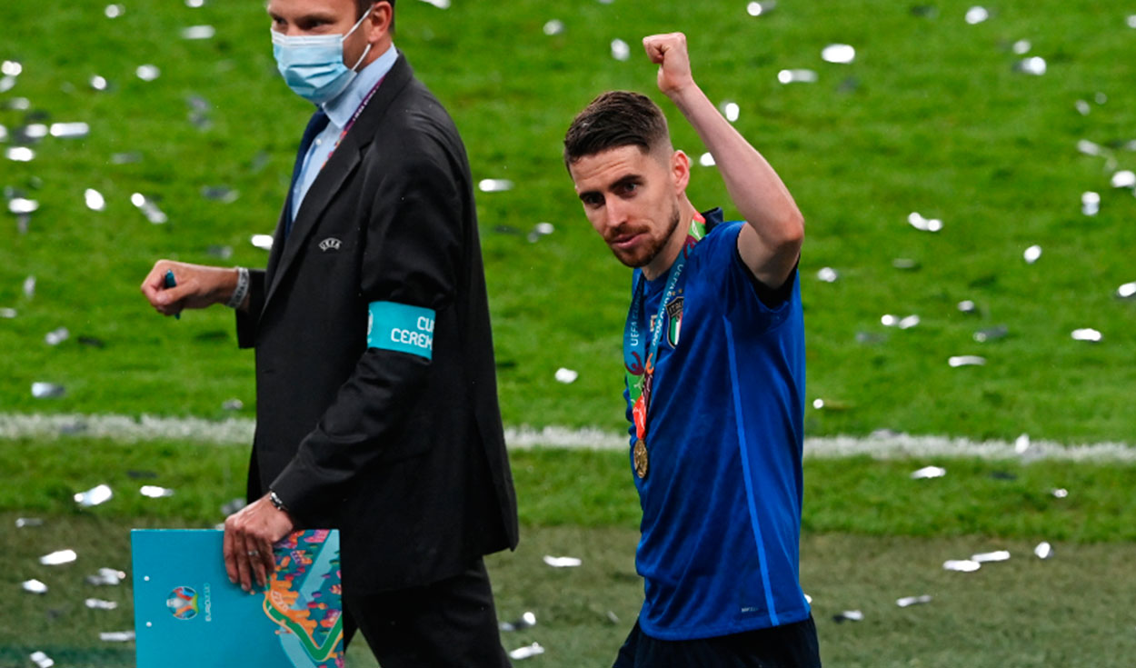 Jorginho ganó la Champions League con el Chelsea y, recientemente, la Eurocopa con Italia en la actual temporada. Foto: AFP