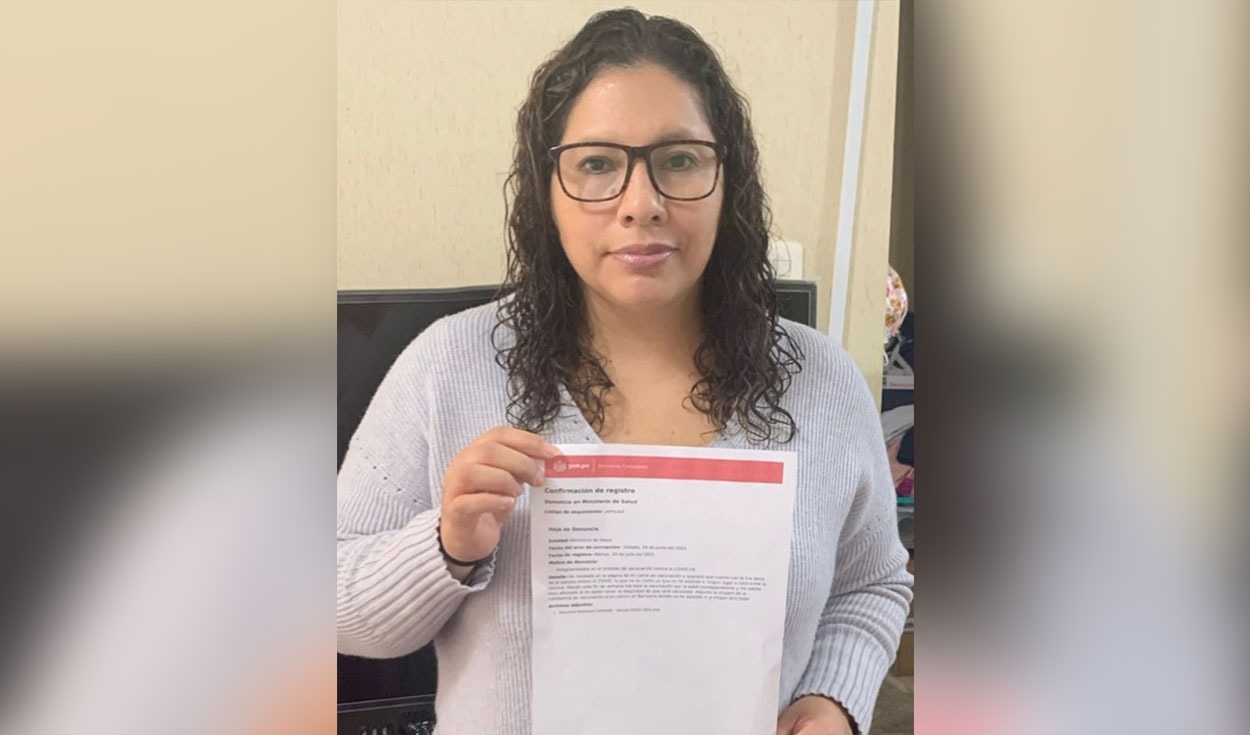 En el padrón de vacunación contra la COVID-19, Rosemary Carbonel apareció como inoculada. Foto: WhatsApp La República