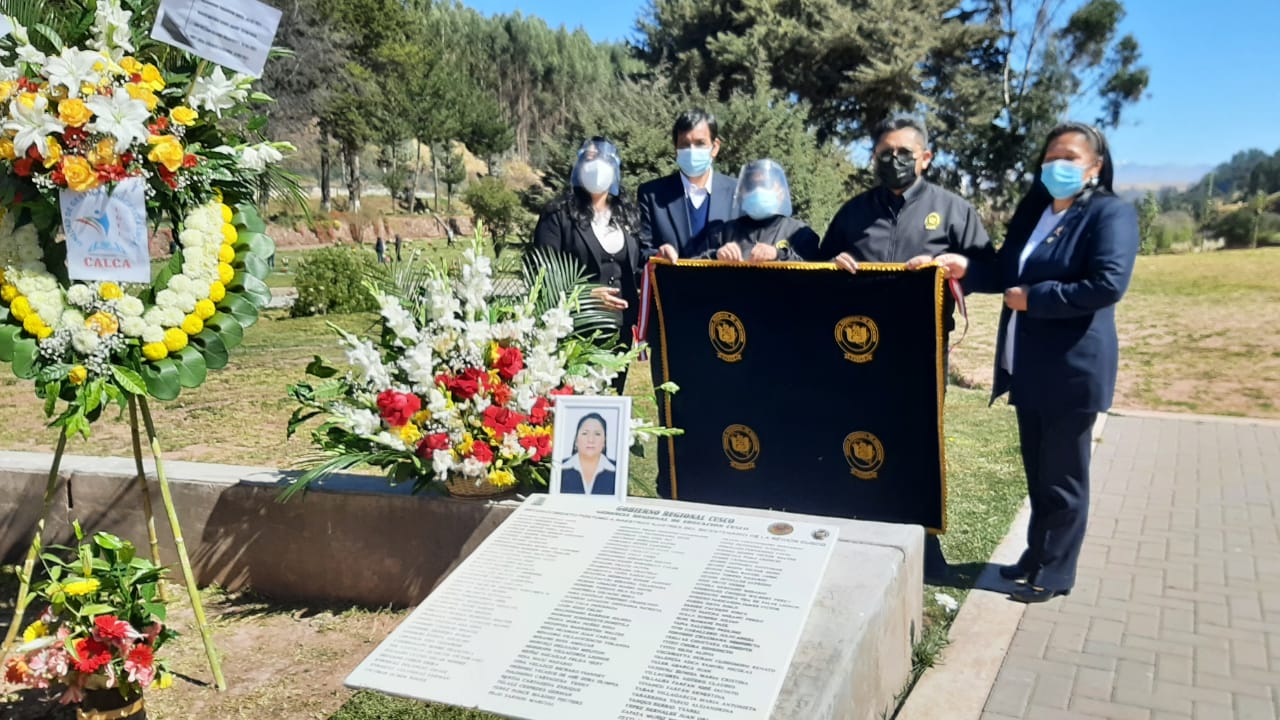 Maestros cusqueños recibieron homenaje póstumo en Cusco. Foto: Difusión