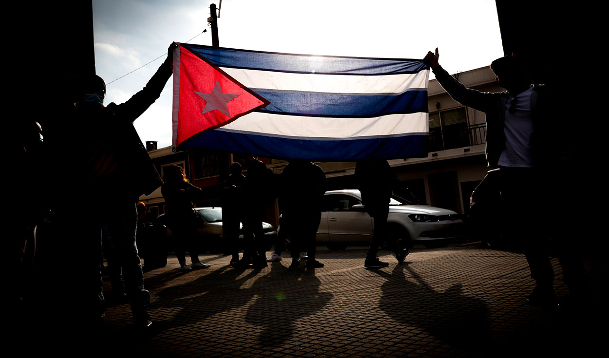 En varias naciones del mundo se han manifestado en contra del Ejecutivo de Cuba. Foto: EFE