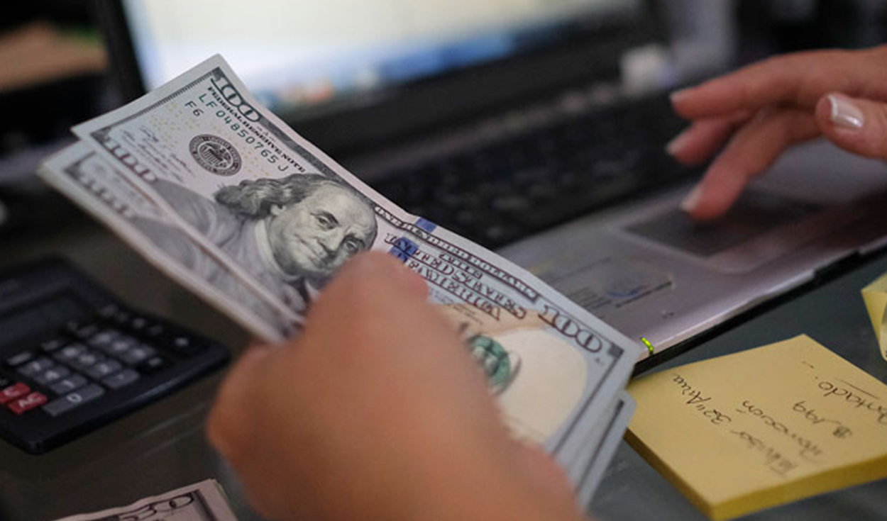 Expectativas sobre el tipo de cambio se elevan y cerraría el año en 3,95 soles, según encuesta del BCRP