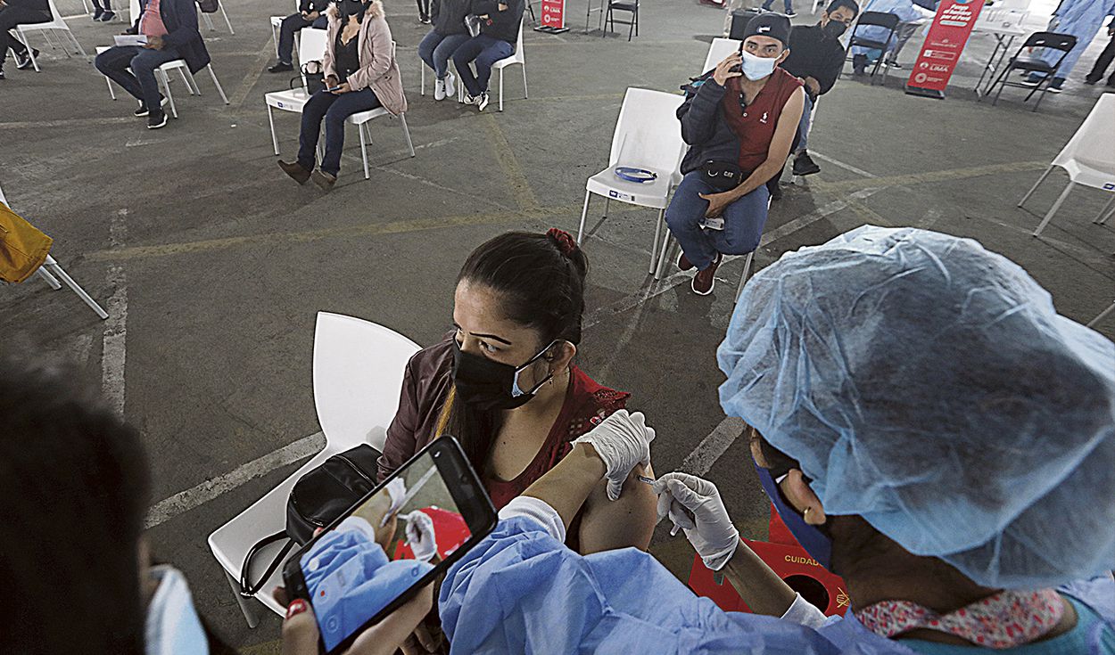 Vacunatón superó las 735 mil dosis en Lima y 8 regiones
