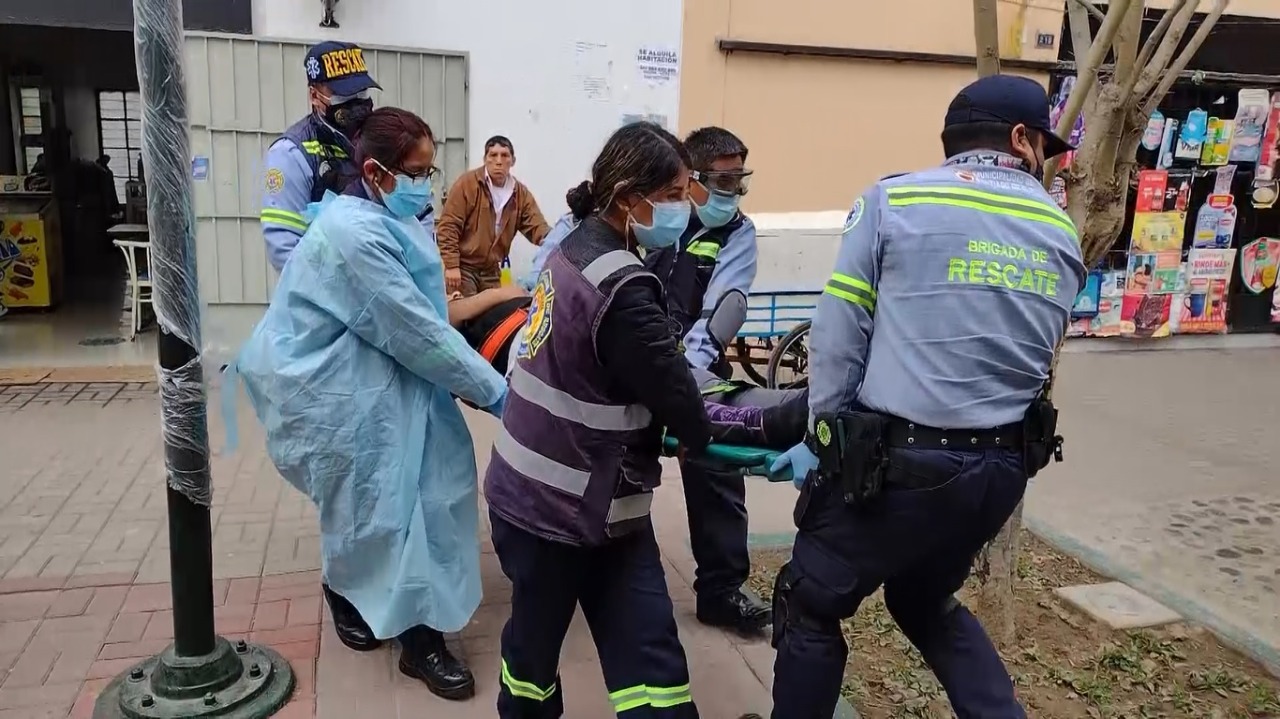 La herida fue llevada al hospital Edgardo Rebagliati, debido a su delicado estado de salud. Foto: Municipalidad de Surco