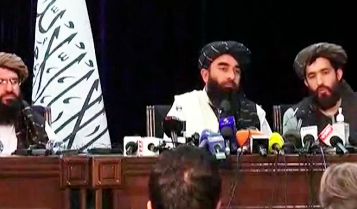 El portavoz de los talibanes, Zabihullah Mujahid, ha anunciado una amnistía: 'No queremos que nadie deje el país'. Foto: captura