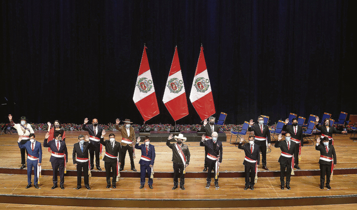 Cuestión de confianza. El gobierno de Pedro Castillo daría un giro inesperado de concretarse, como aseguran fuentes de Palacio, el cambio de Guido Bellido en la Presidencia del Consejo de Ministros. Foto: Sepres