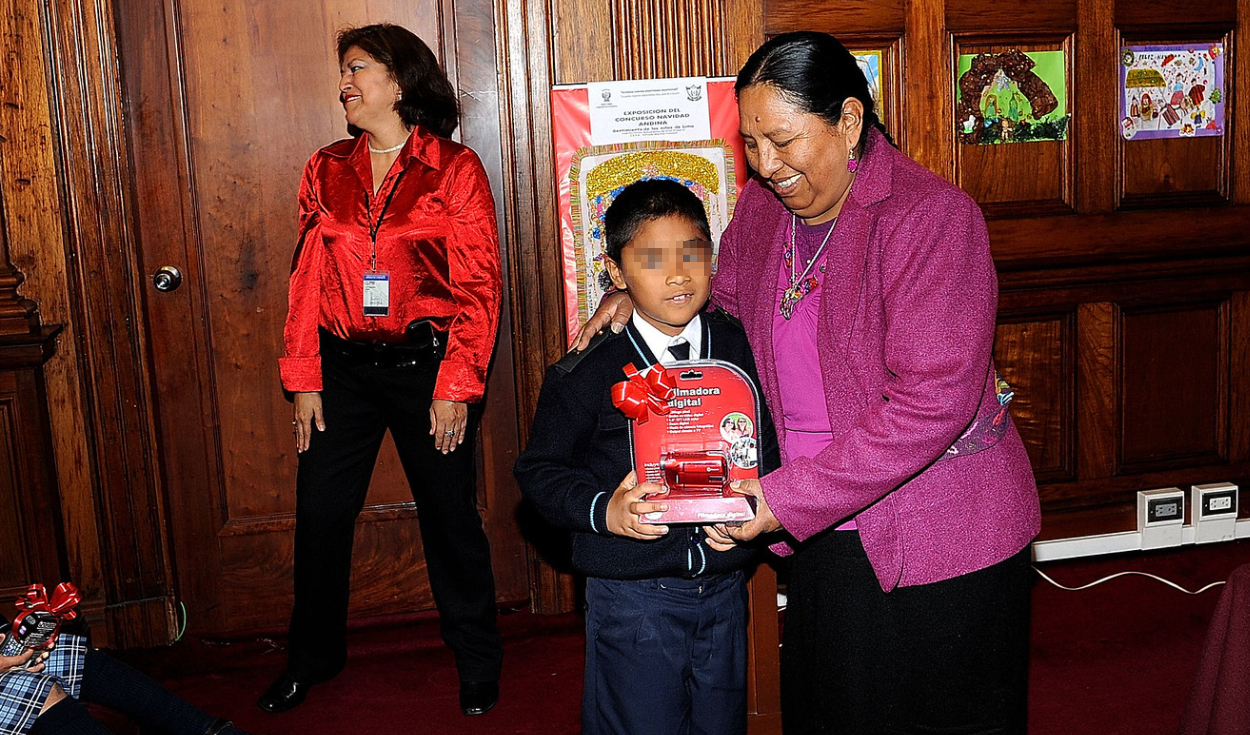 María Sumire sobre el quechua: “Hagan como nosotros, que los escuchamos a ustedes con tolerancia”