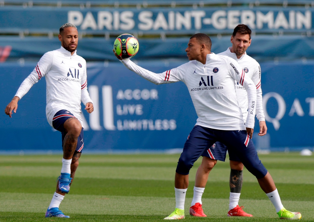 Mbappé podría tener minutos este domingo 29 ante el Reims por la fecha 4 de la Ligue 1. Foto: EFE