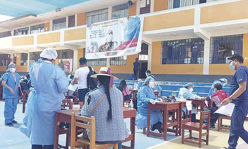 Tacna debe vacunar al 75% de su población para abrir frontera