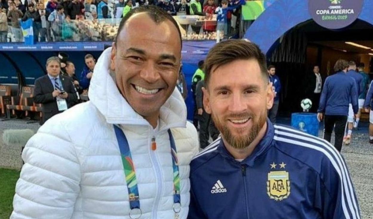 Cafú y Messi en la Copa América 2019 desarrollada en Brasil. Foto: Difusión