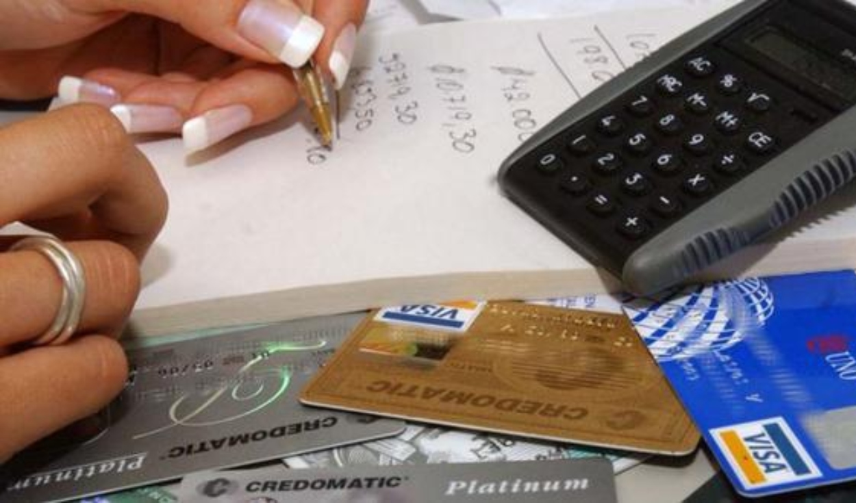 How to make good use of credit cards?  Here are 4 tips