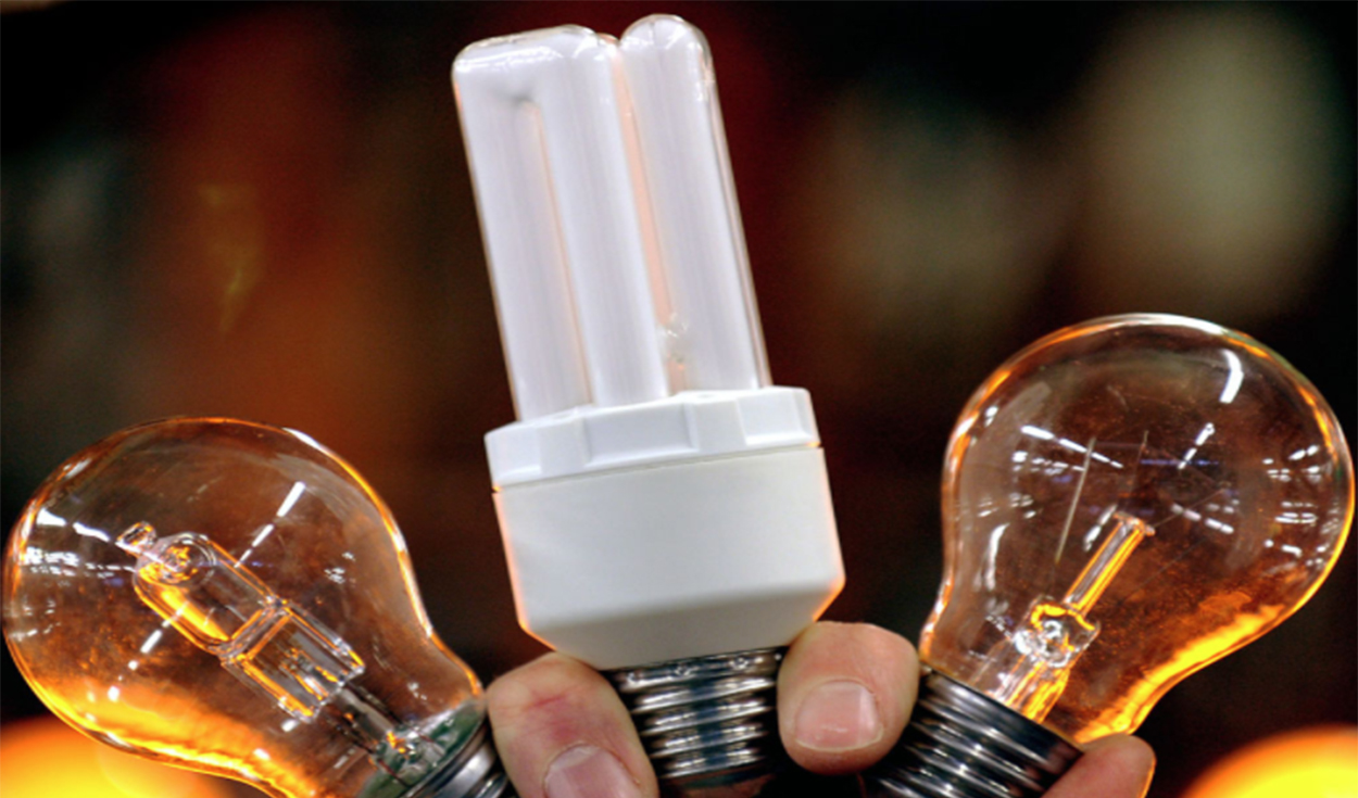 Lámpara Brillante Sin Electricidad Imagen de archivo - Imagen de